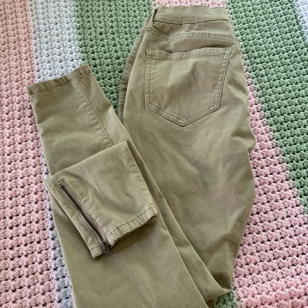 Mudd Size 5 FLX Stretch Khaki Pants Utility Skinny Zip Detailing Women’s/juniors